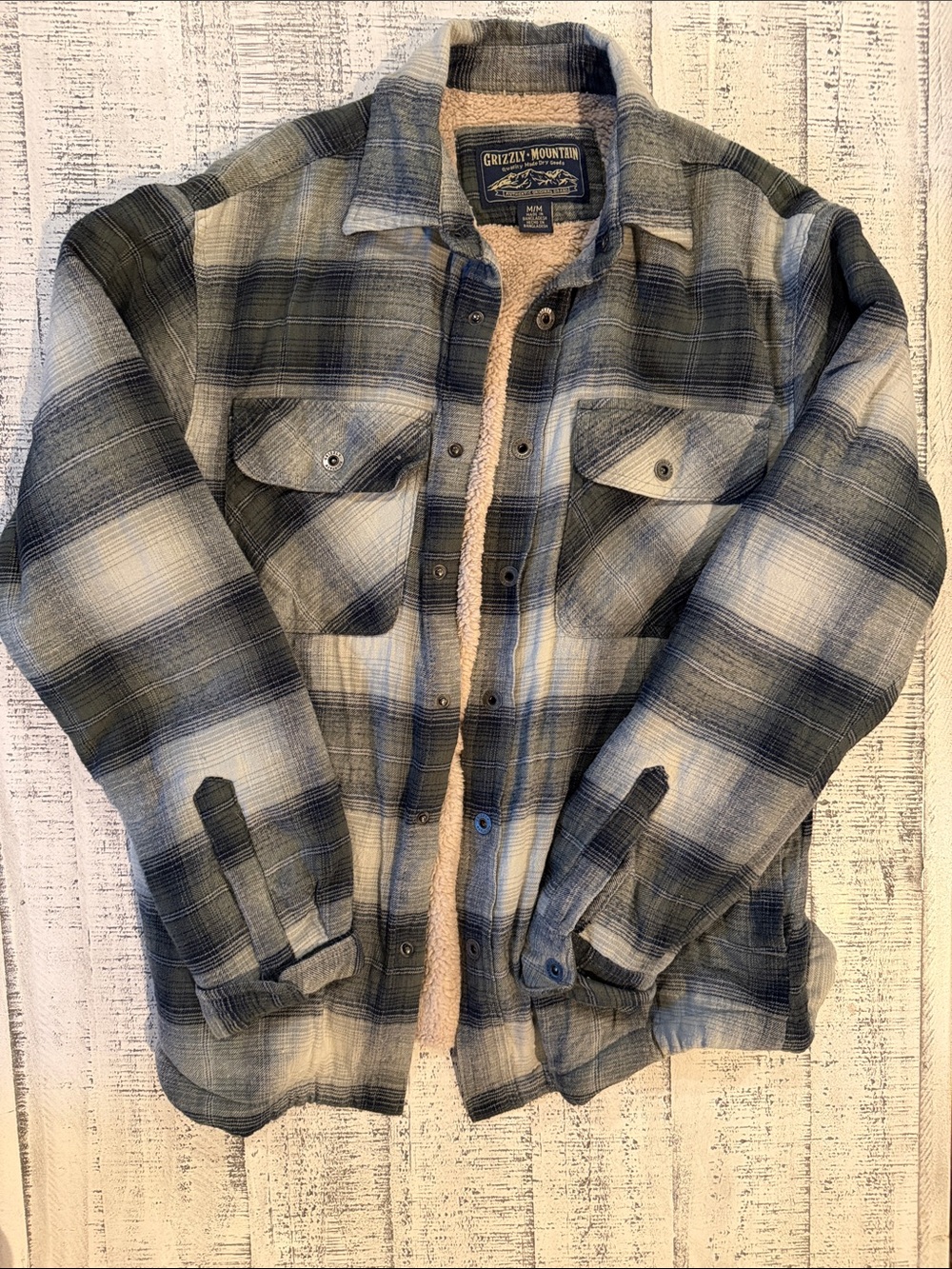 Grizzly Mountain Sherpa-Lined Plaid Shacket in Olive Green & Cream